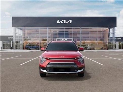 New 2025 Kia Niro EX Touring image 28