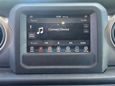 Used 2021 Jeep Wrangler Unlimited Sport AWD/4WD image 26