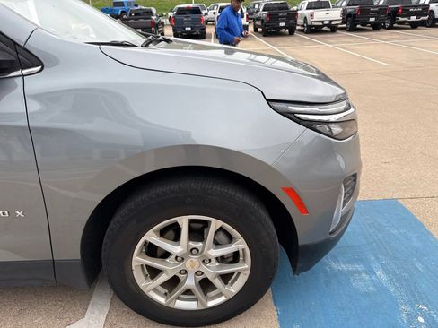 Used 2023 Chevrolet Equinox LT FWD image 4