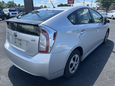 Used 2013 Toyota Prius Two FWD image 6