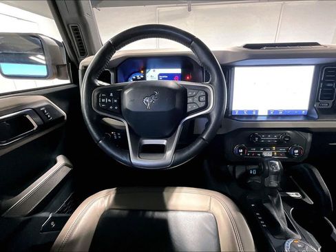 Used 2021 Ford Bronco Wildtrak image 7