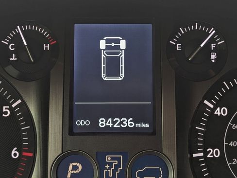 Used 2017 Lexus GX 460 Premium w/ Premium Package image 19