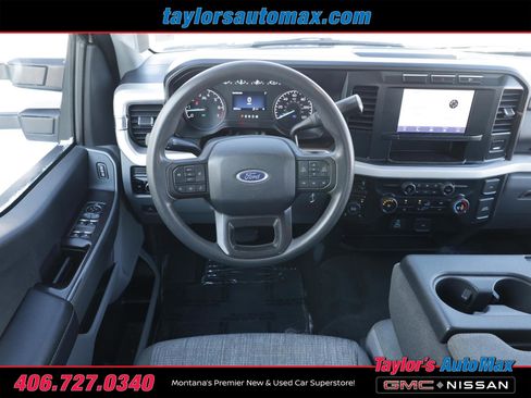 Used 2023 Ford F350 XLT image 32