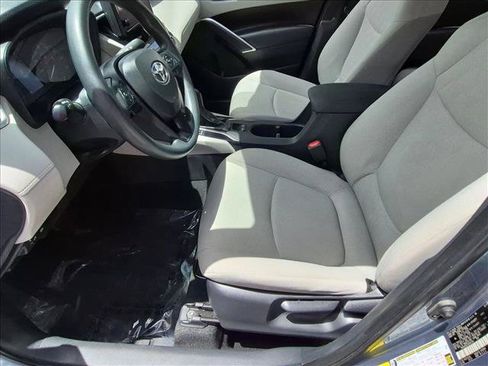 Used 2024 Toyota Corolla Cross L FWD image 15