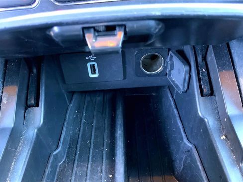 Used 2017 Ford Explorer Limited w/ Equipment Group 301A image 31