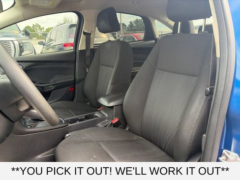 Used 2018 Ford Focus SE FWD image 10