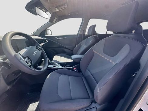 New 2026 Kia Niro LX FWD image 19
