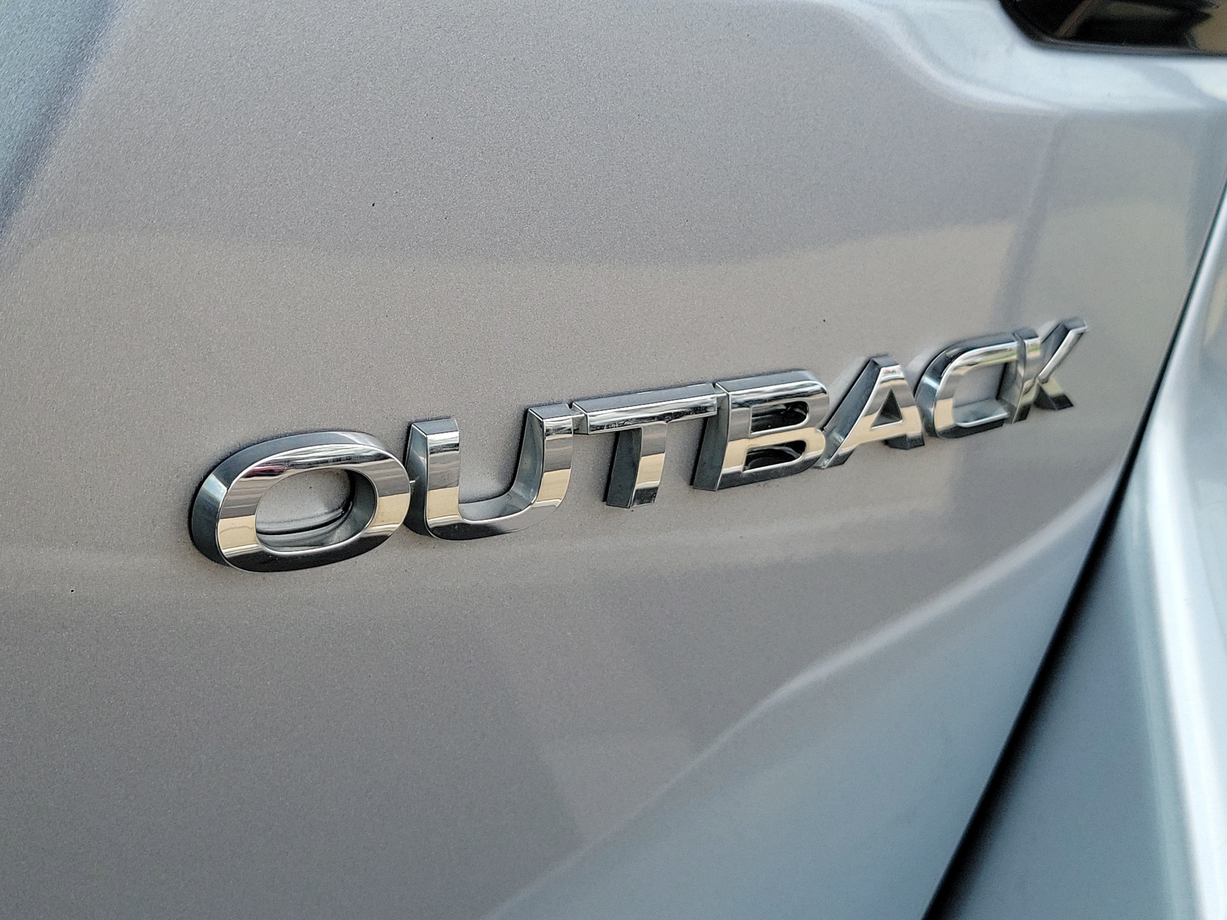 Used 2022 Subaru Outback Premium AWD/4WD image 9