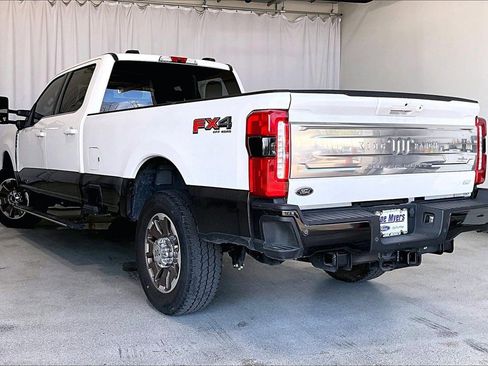 Used 2025 Ford F350 King Ranch image 5