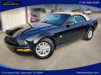 Used 2009 Ford Mustang Deluxe Convertible 2D video 1