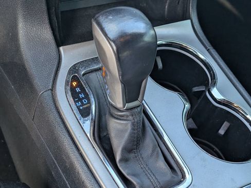 Used 2020 Jeep Grand Cherokee Limited w/ Luxury Group II AWD/4WD image 21