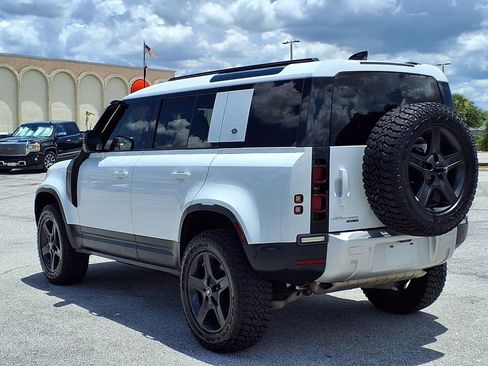 Used 2020 Land Rover Defender 110 SE AWD/4WD image 5