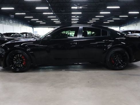 Used 2020 Dodge Charger SRT Hellcat w/ Harman/Kardon Audio Group image 2