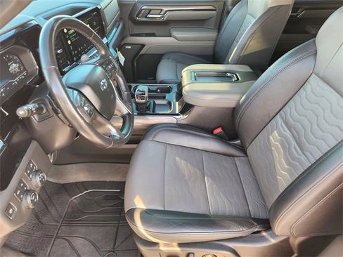 Used 2022 Chevrolet Silverado 1500 ZR2 image 13