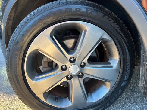 Used 2013 Buick Encore FWD image 21