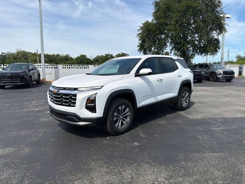 New 2026 Chevrolet Equinox LT w/ Safety and Technology Package FWD image 2