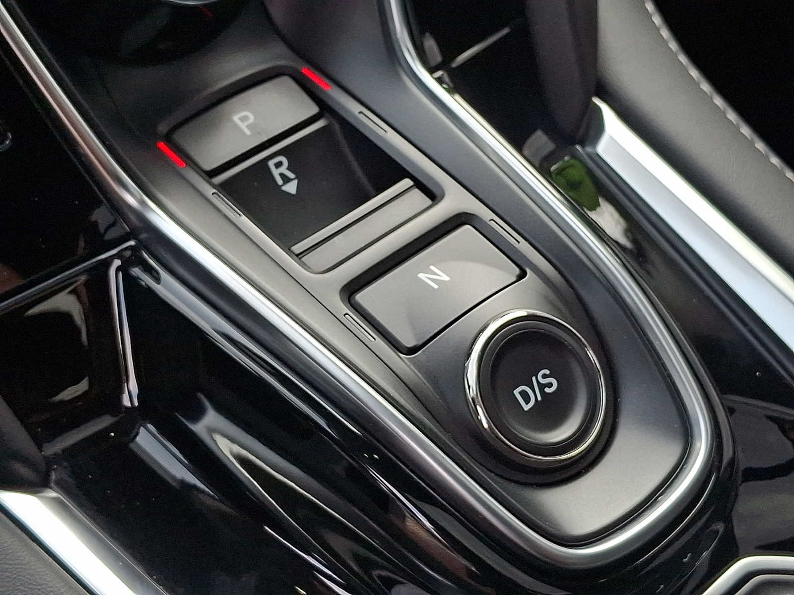 Used 2024 Acura RDX w/ Technology Package AWD/4WD image 16