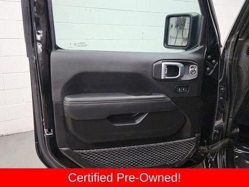 Certified 2023 Jeep Wrangler Sahara image 9