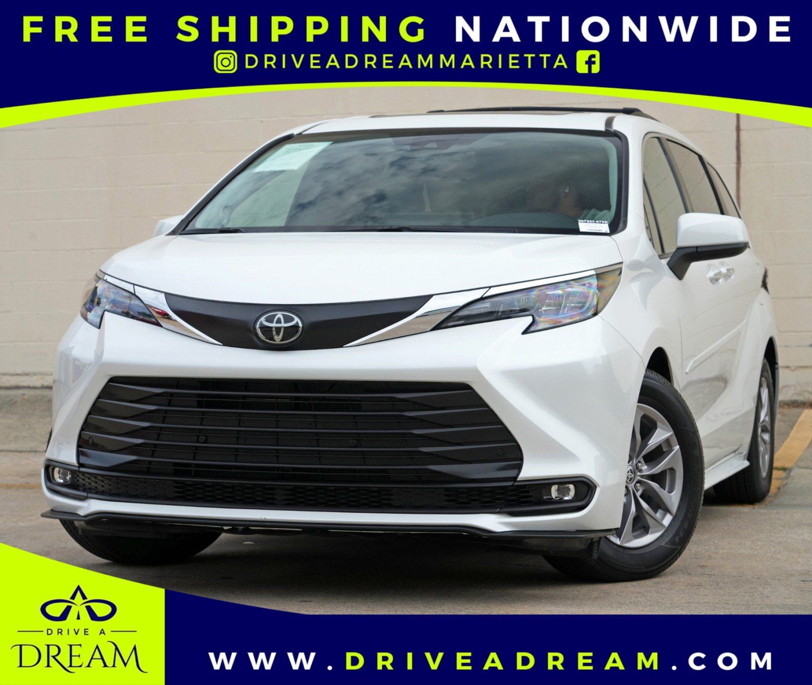 Used 2026 Toyota Sienna XLE FWD image 1