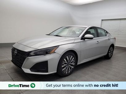 Used 2023 Nissan Altima 2.5 SV