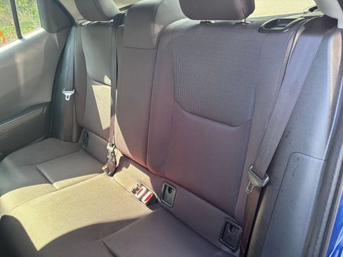 Used 2025 Toyota Prius LE FWD image 31