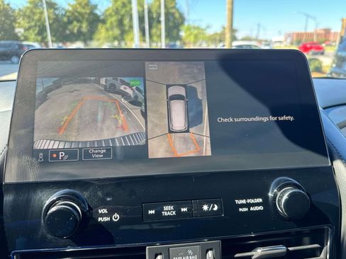 Used 2023 Nissan Armada SL w/ Midnight Edition Package image 27