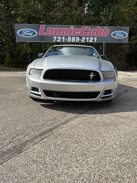 Used 2014 Ford Mustang Coupe RWD image 2