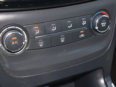 Used 2017 Nissan Sentra SV FWD image 20