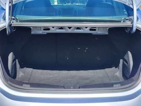 Used 2017 Chevrolet Cruze LT image 16