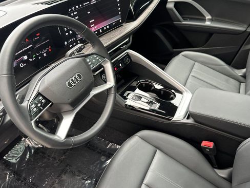 Certified 2025 Audi Q5 Premium Plus w/ Premium Plus image 10