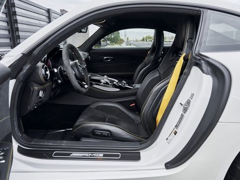 Used 2019 Mercedes-Benz AMG GT R image 46