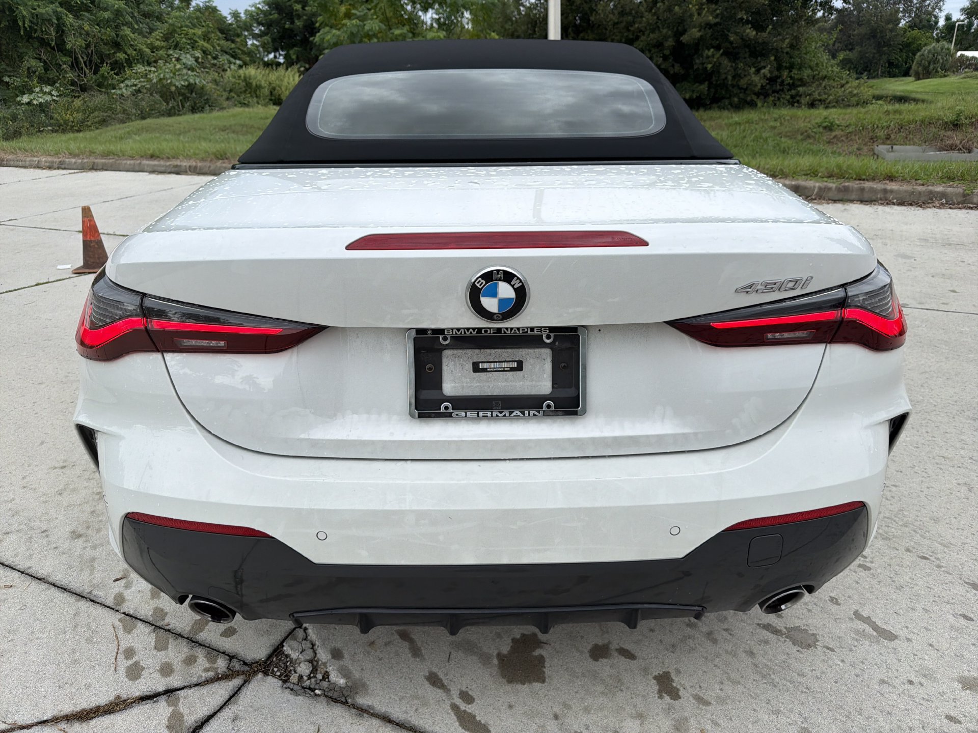 Used 2022 BMW 430i Convertible w/ M Sport Package RWD image 5