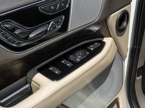 Used 2023 Lincoln Navigator L Reserve RWD image 49