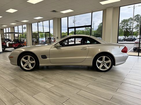 Used 2004 Mercedes-Benz SL 500 image 4