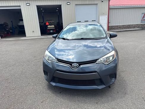 Used 2016 Toyota Corolla LE FWD image 8