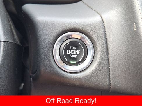 Used 2023 Chevrolet Tahoe Z71 AWD/4WD image 28