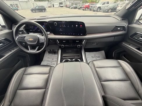 Used 2025 Chevrolet Tahoe LT AWD/4WD image 23