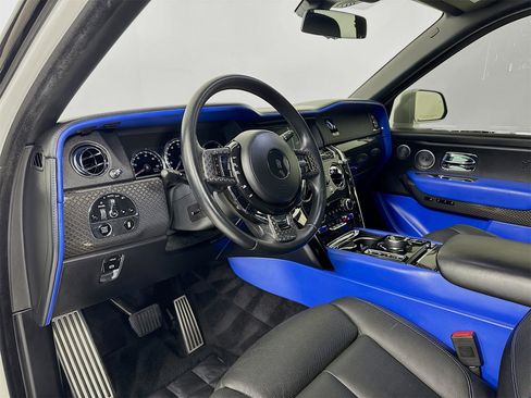 Certified 2021 Rolls-Royce Cullinan Black Badge image 11