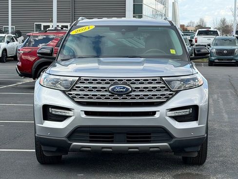 Used 2022 Ford Explorer Limited w/ Equipment Group 301A image 10