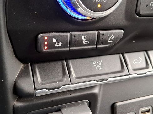 Used 2021 GMC Sierra 2500 AT4 w/ Gooseneck/5TH Wheel Package image 23