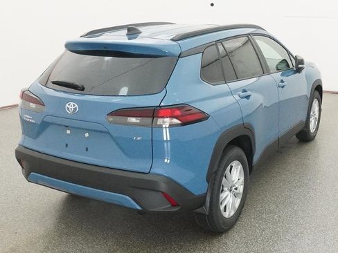 Used 2026 Toyota Corolla Cross LE image 31