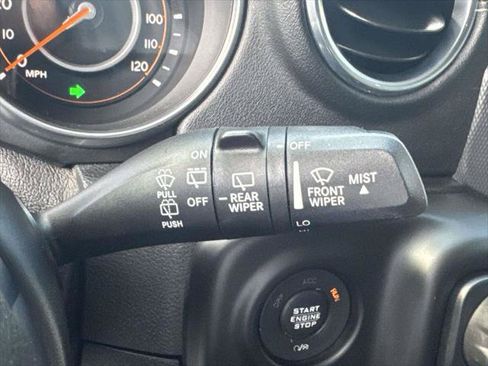 Used 2018 Jeep Wrangler Unlimited Sahara w/ Dual Top Group AWD/4WD image 22