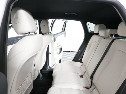 Certified 2026 Mercedes-Benz GLA 250 image 19