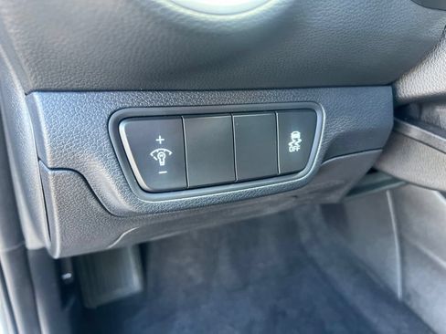 Certified 2023 Kia Forte LXS FWD image 44