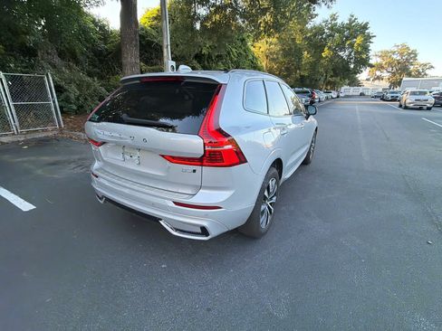 Used 2024 Volvo XC60 B5 Core w/ Protection Package Premier AWD/4WD image 16
