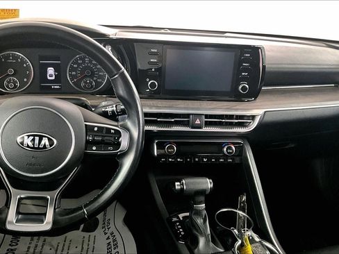 Used 2021 Kia K5 EX image 9