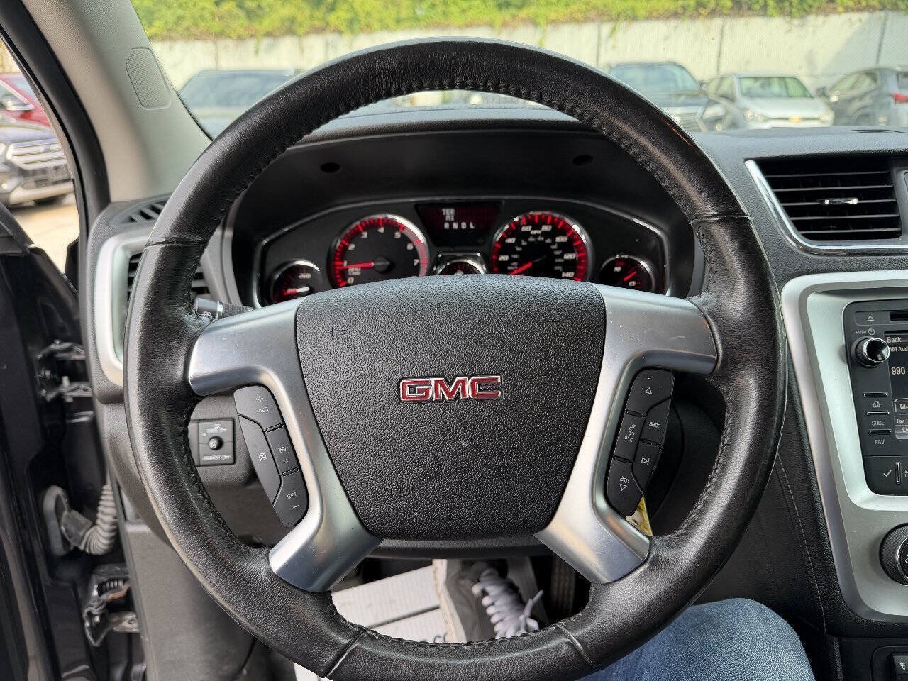 Used 2016 GMC Acadia SLE FWD image 10