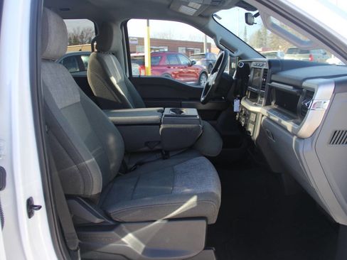 Certified 2024 Ford F250 XLT image 25
