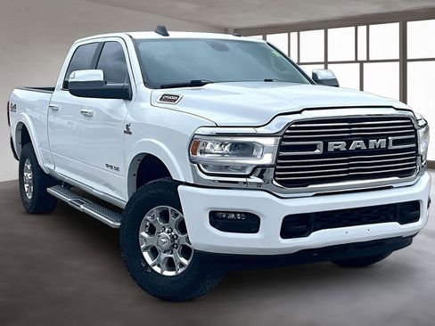 Used 2022 RAM 2500 Laramie AWD/4WD image 3