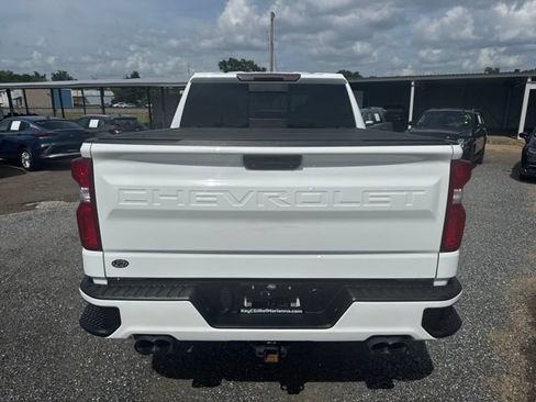 Used 2021 Chevrolet Silverado 1500 RST w/ Convenience Package II AWD/4WD image 4